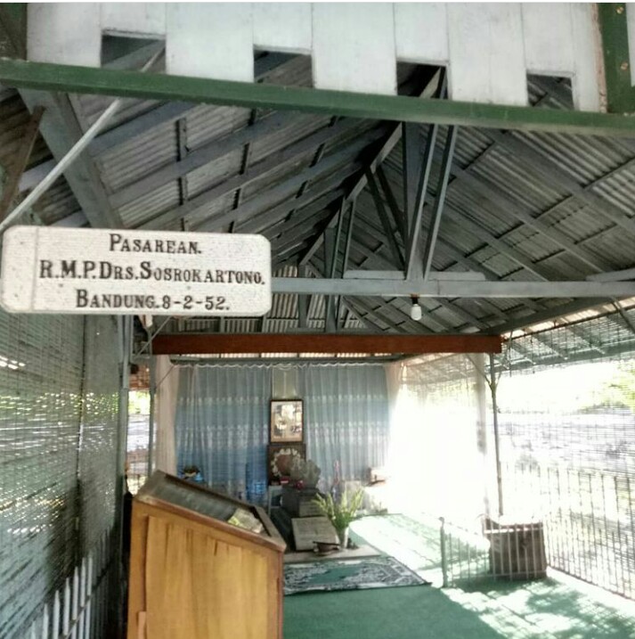 Refleksi Napak Tilas Ziarah Makam Aulia dan Orang Salih