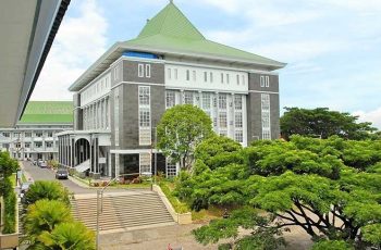 Hijau itu Damai