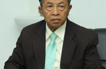 KH. Mahmud Zubaidi
