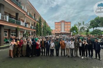 Pesantren Menjadi Ruang Pengabdian Menjemput Keberkahan